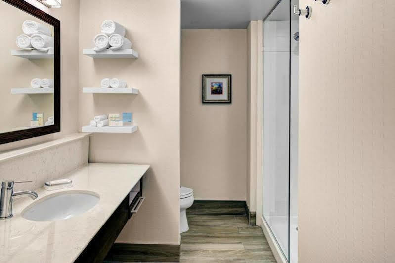 Hampton Inn & Suites By Hilton Atlanta Perimeter Dunwoody Ngoại thất bức ảnh